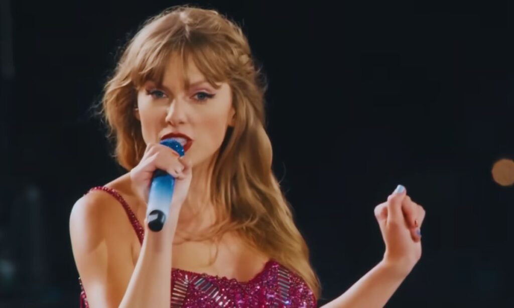 Taylor Swift to Present at 67th Grammys